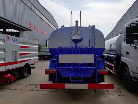 12噸灑水車價(jià)格查詢_東風(fēng)新款專底12噸綠化灑水車3