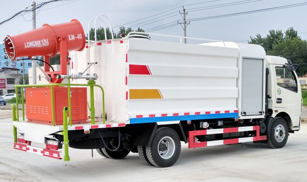 東風(fēng)3800軸距多功能抑塵車廠家價(jià)格3