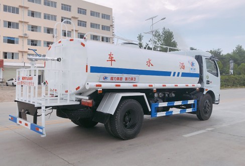 東風福瑞卡灑水車圖片