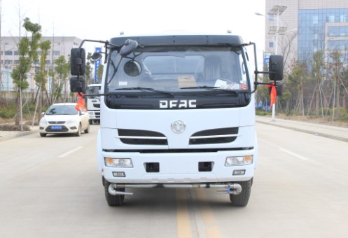 東風福瑞卡灑水車圖片