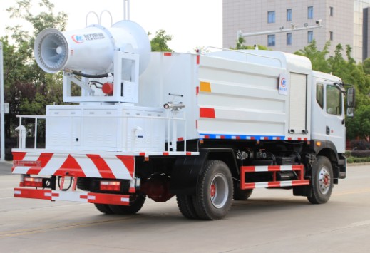 東風(fēng)多利卡D9方罐抑塵車(chē)高清圖片 東風(fēng)多利卡D9方罐抑塵車(chē)高清圖片