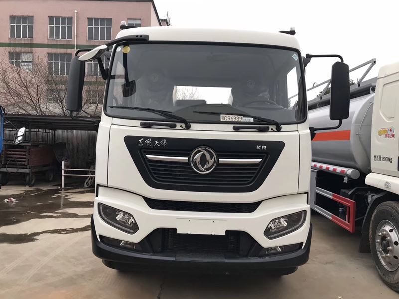 國六東風天錦霧炮抑塵車駕駛室前臉圖片 國六東風天錦霧炮抑塵車駕駛室前臉圖片