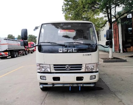 30米東風小多利卡抑塵車 30米東風小多利卡抑塵車