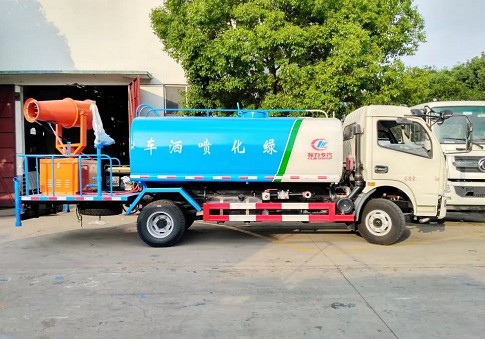 30-35米國五東風大多利卡抑塵車 30-35米國五東風大多利卡抑塵車