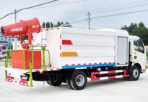 30-50米國五東風(fēng)大多利卡抑塵車 30-50米國五東風(fēng)大多利卡抑塵車