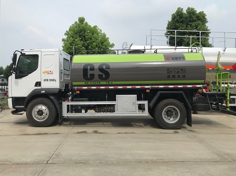 國六東風柳汽15方灑水車圖片 國六東風柳汽15方灑水車圖片