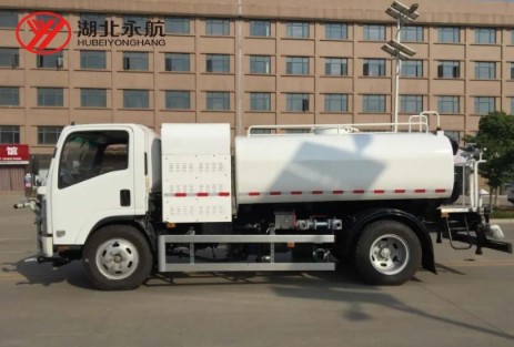 5方慶鈴純電動(dòng)灑水車圖片 5方慶鈴純電動(dòng)灑水車圖片