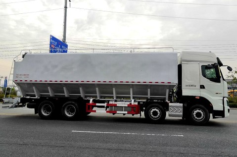 �����|�L����ǰ�ĺ�����܇