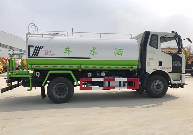 國(guó)六12方解放J6L灑水車圖片 國(guó)六12方解放J6L灑水車圖片