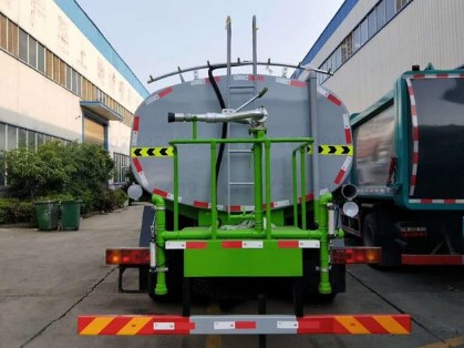 ����10���|�L(f��ng)���\KR��Ȼ�➢ˮ܇�DƬ