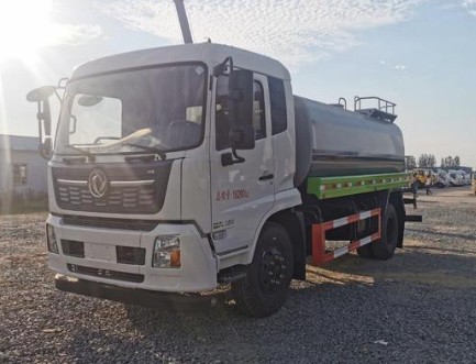 ��(gu��)���|�L(f��ng)���\12����ˮ܇�DƬ