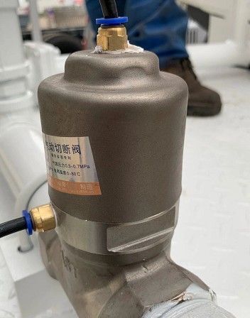 ȫ܇����ϵ�y(t��ng)������ʽ������y�M�К�ӿ���