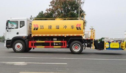 ��(gu��)��12���|�L(f��ng)������D9��ˮ܇����ײ���_܇