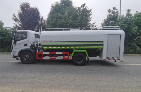 國六東風華神(T3)11方消防灑水車 國六東風華神(T3)11方消防灑水車