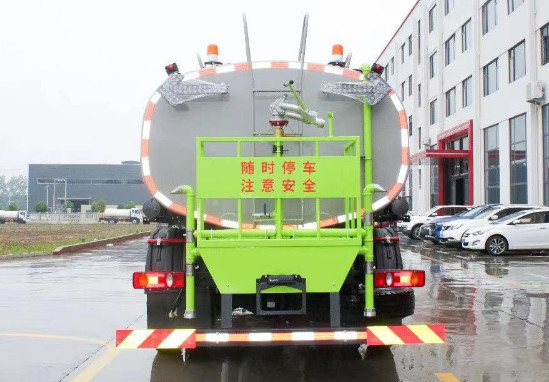 楚帝智聯灑水車